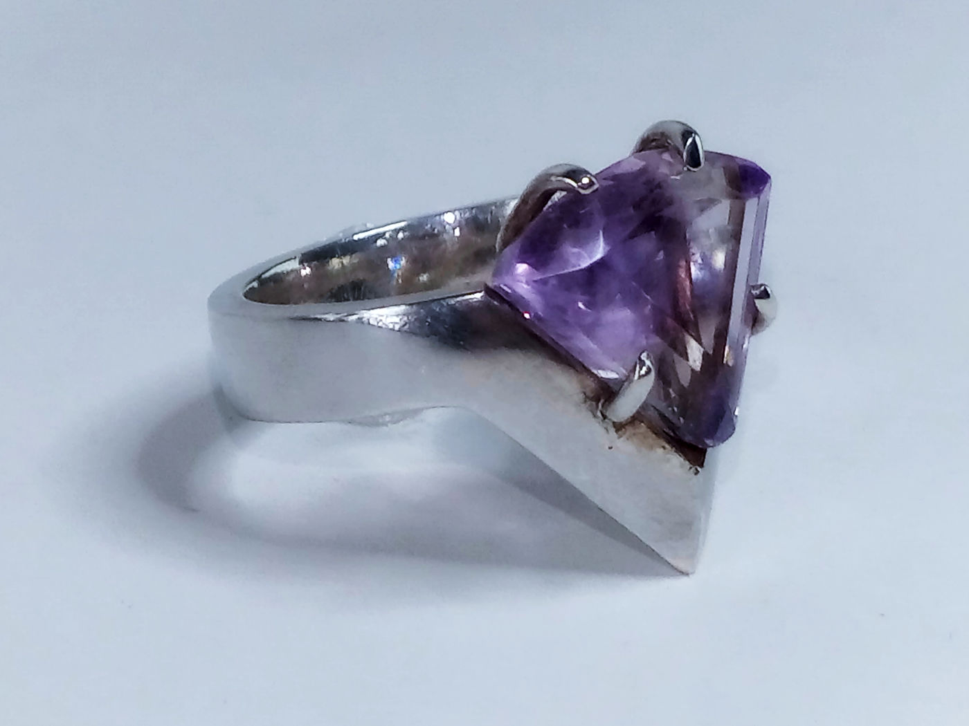Anillo Angolare